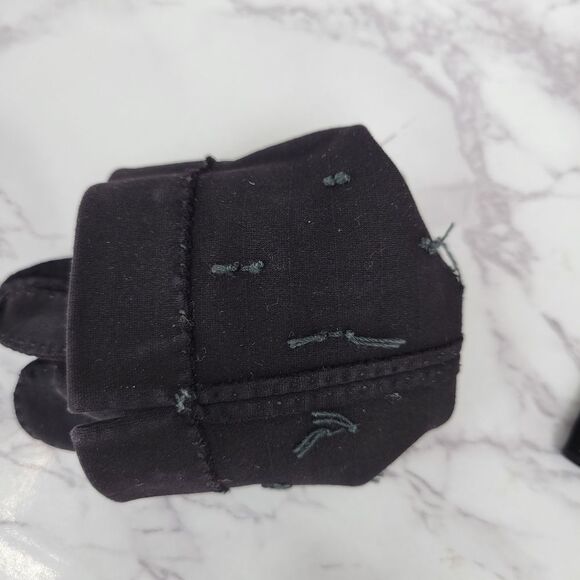 1950s Hand Made Hand Stitched Elegant Black Gloves with Subtle Dot Pattern - Picture 8 of 14